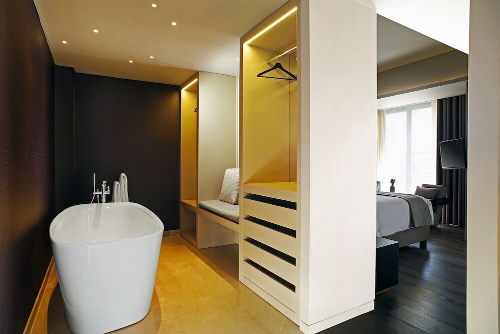 Фото Lozenge Hotel