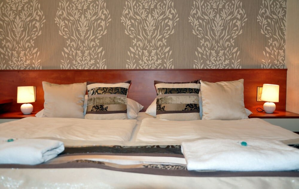 Фото Hotel Roudna