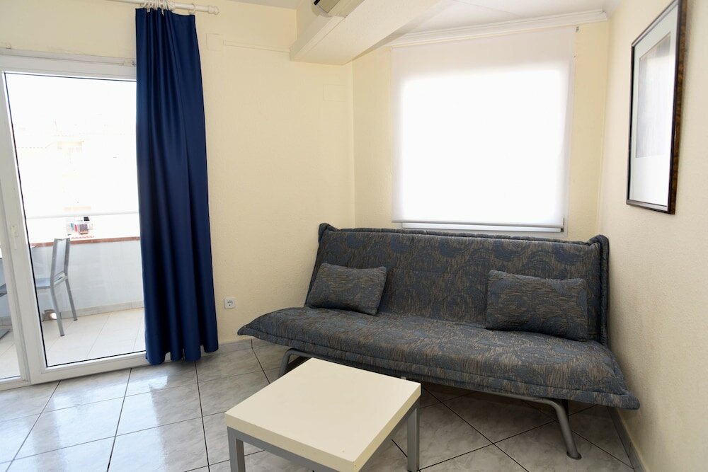 Фото Apartamentos Maurici Park