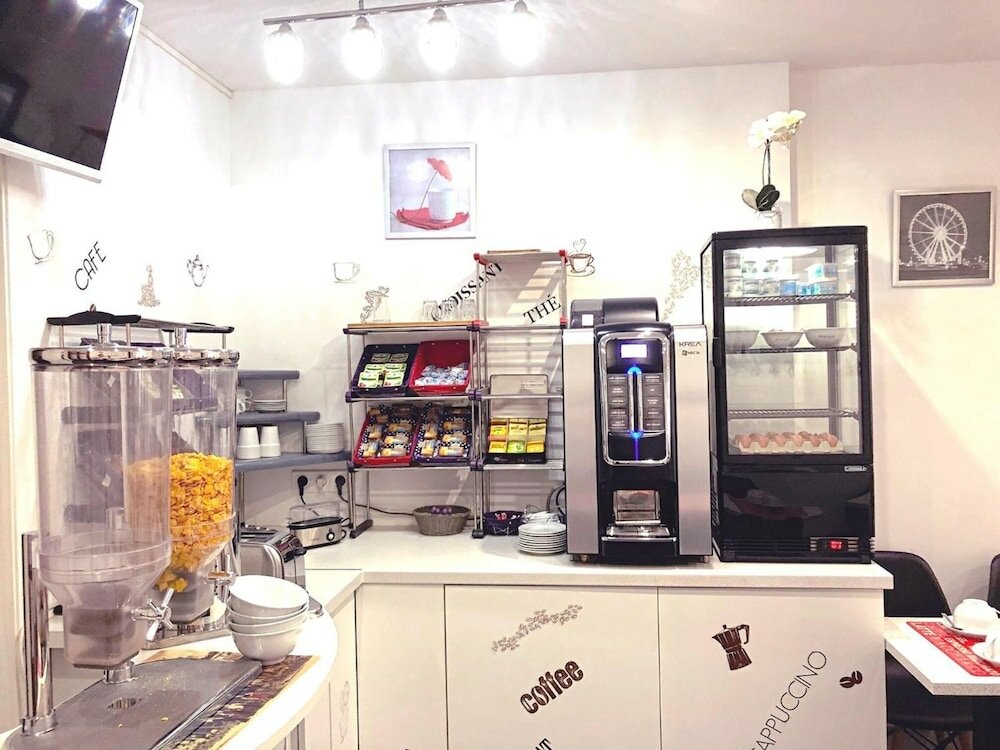 Фото Hotel Aviatic