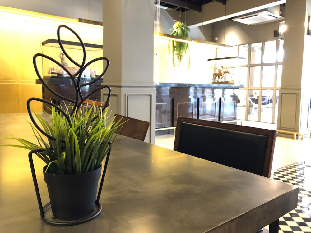 Фото Swana Bangkok Hotel