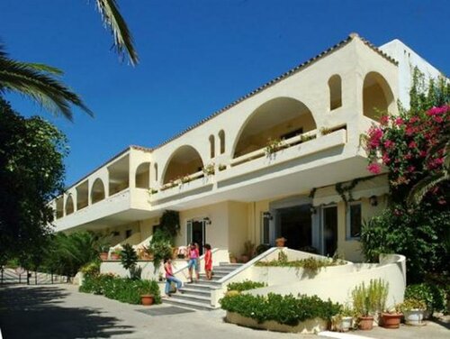 Гостиница Marino's Beach Hotel Apartments