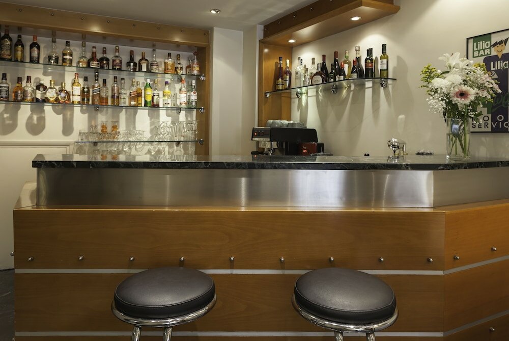 Фото Lilia Hotel