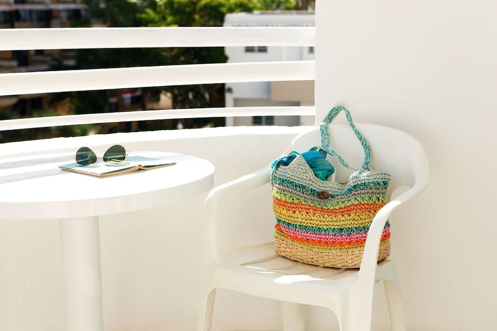 Фото Coral California