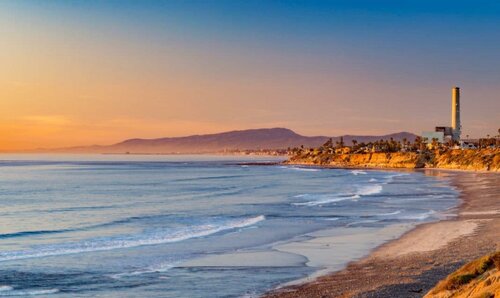 Внешний вид отеля Holiday Inn Express Hotel & Suites Carlsbad Beach, an Ihg Hotel в Карлсбаде, фото 3