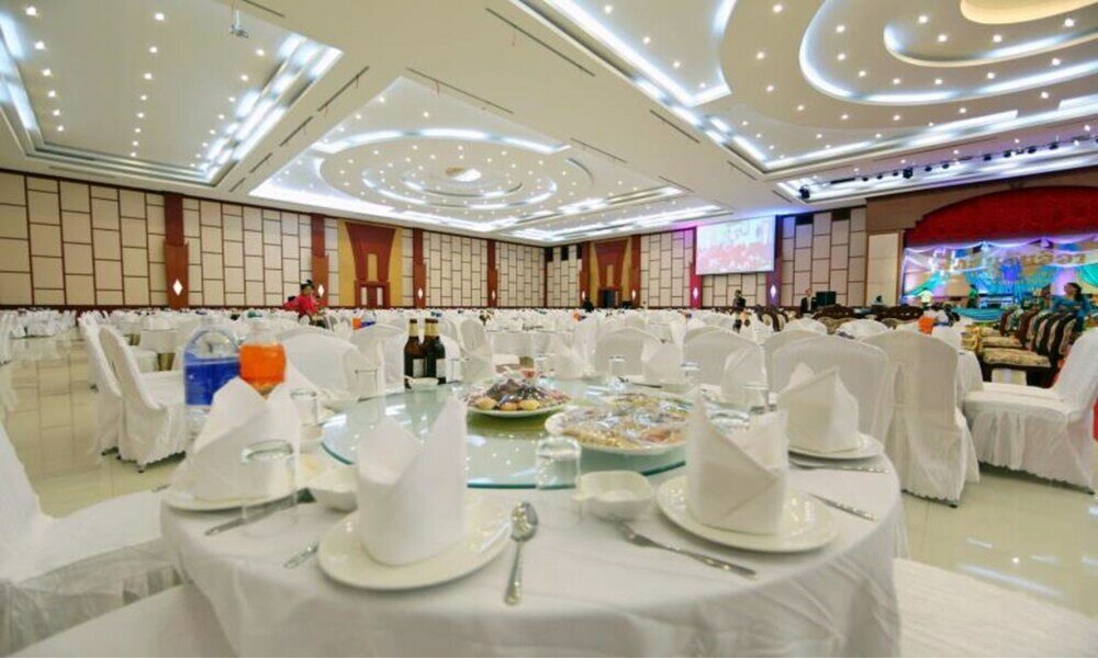 Фото Arawan Riverside Hotel