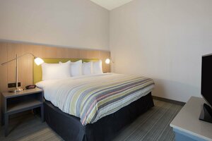 Country Inn & Suites by Radisson (United States Route 50), hotel