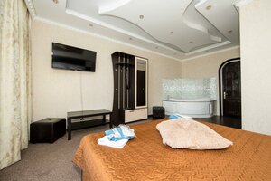 Ladomir (Moscow, Borisovskye Prudy Street, 16к2), hotel