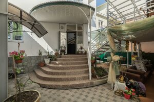 Двухкомнатная квартира рядом с морем