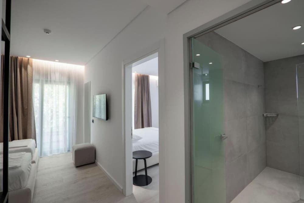 Фото Arrei Hotel