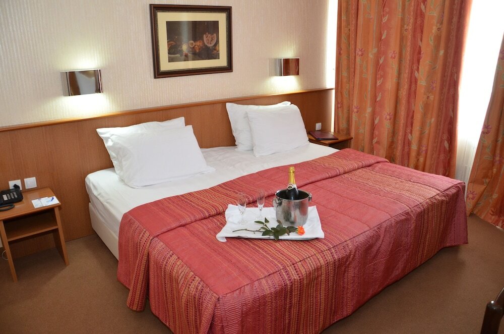 Фото Hotel Bellevue