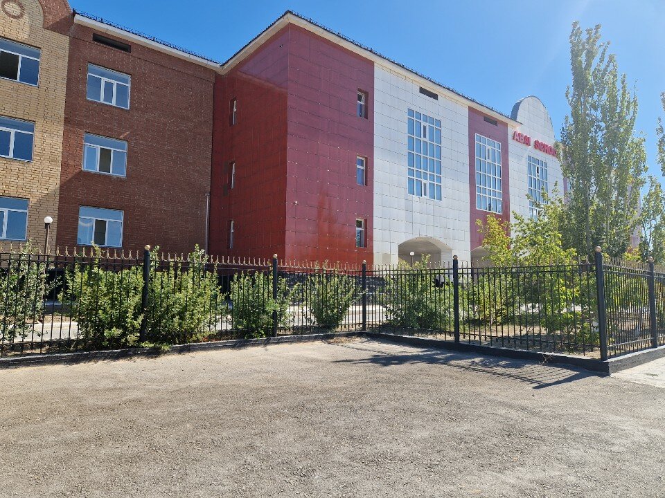 Іш киімдегі, шұлықтағы және колготкидегі ескі ханымдар фотосуреттері