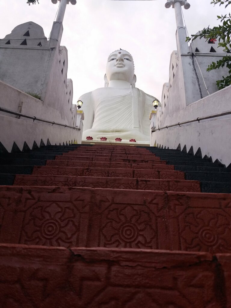 Pagoda Bahirawakanda Temple, Kandy, photo