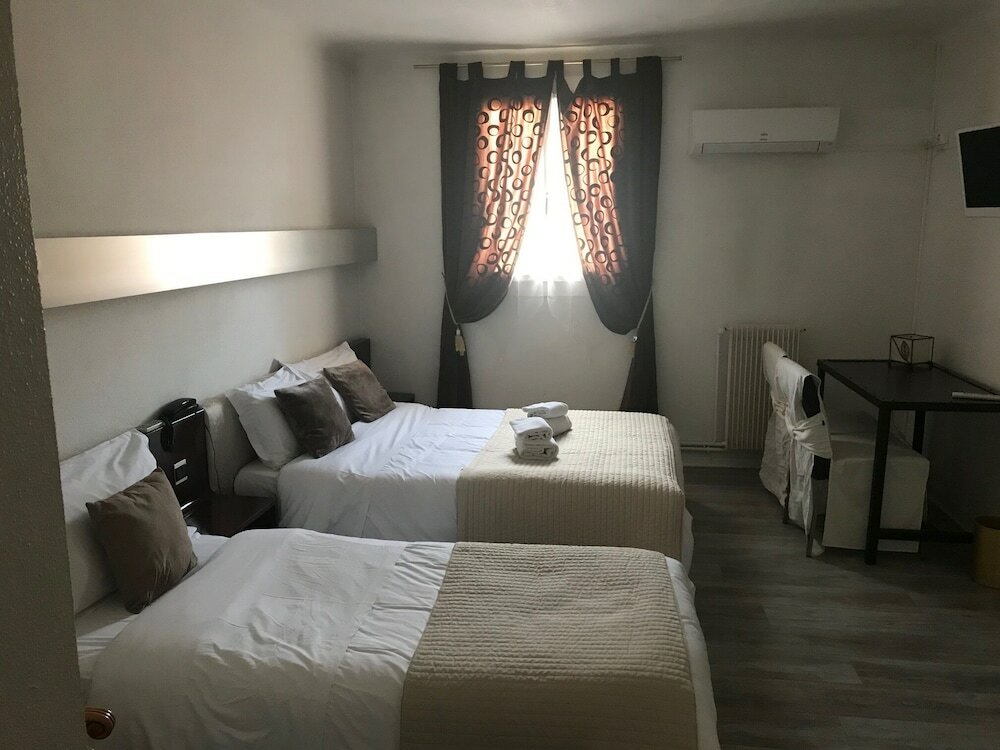 Фото La Bastide d'Entraigues