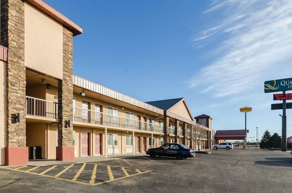 Фото Quality Inn & Suites