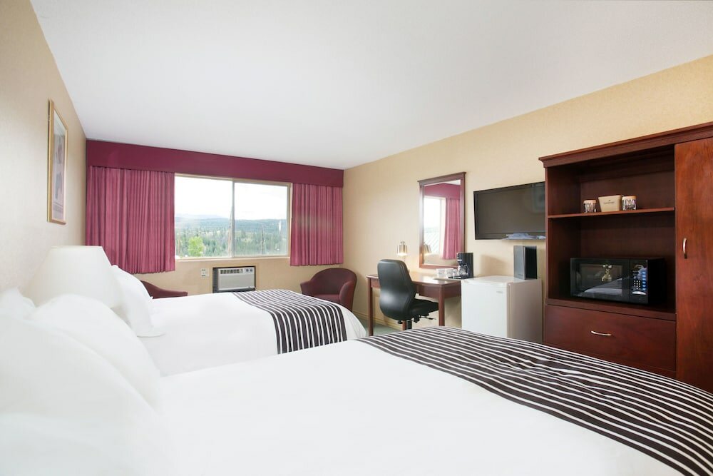 Фото Sandman Inn Princeton