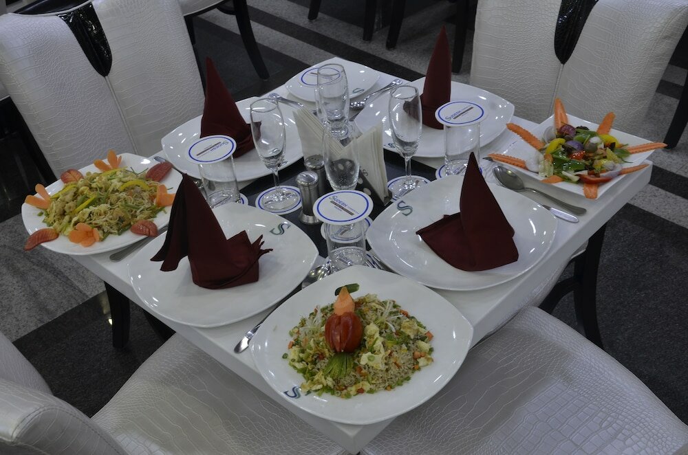 Фото Hotel Sudesh Tower