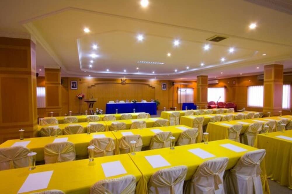 Фото Pelangi Hotel & Resort