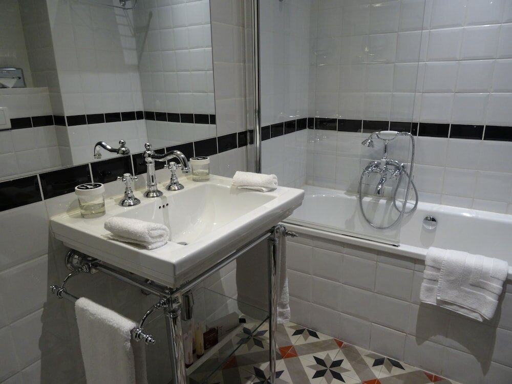 Фото Hotel Jules Cesar & SPA - Mgallery Hotel Collection