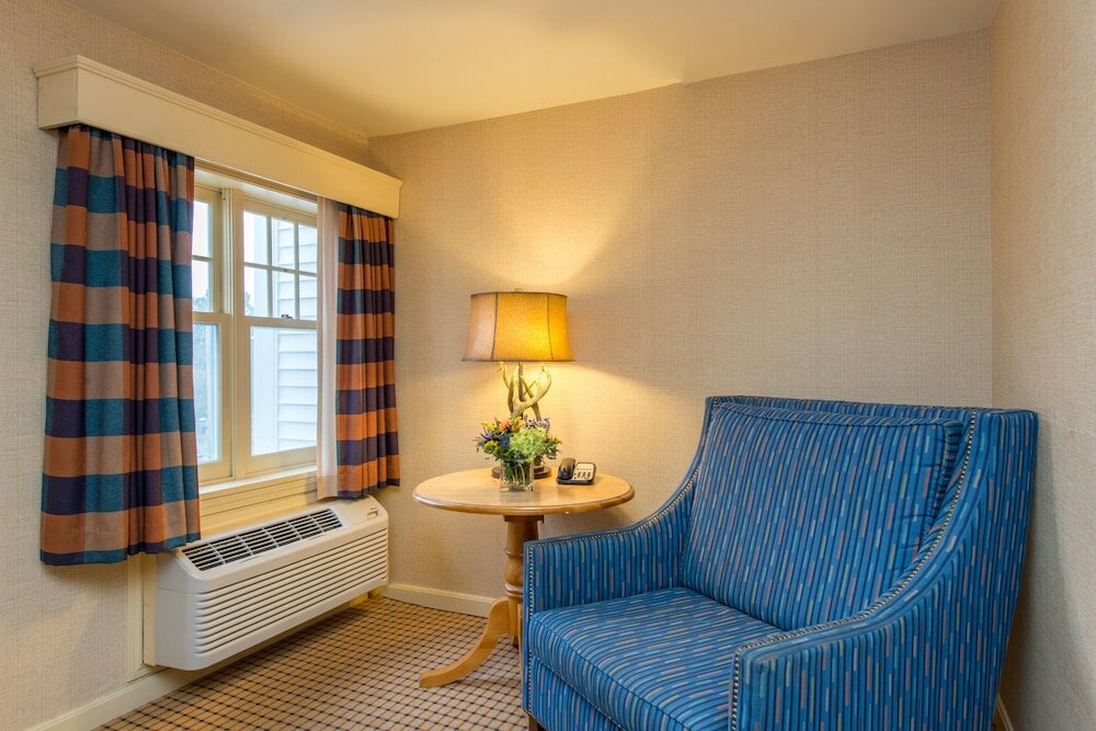 Фото The Wolfeboro Inn