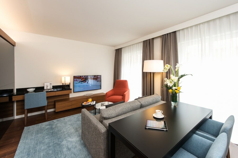 Фото Fraser Suites Geneva
