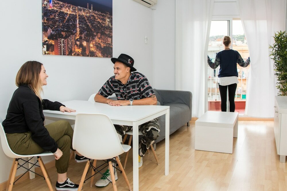 Фото Sant Jordi Hostels Sagrada Familia