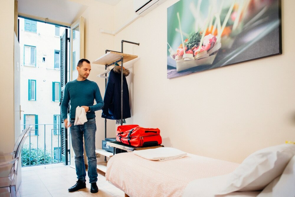 Фото The Beehive