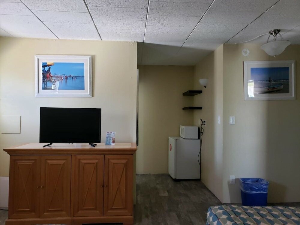 Фото Tropicana Motel