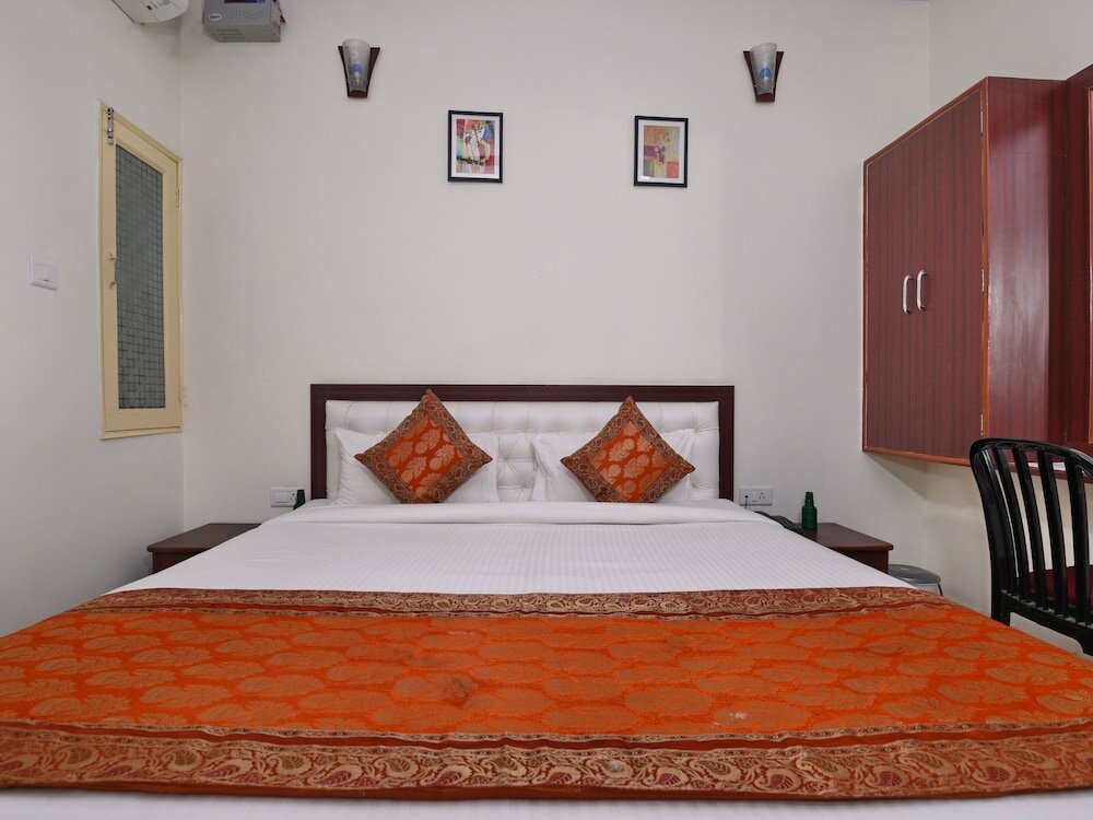 Фото The Century Plaza Hotel