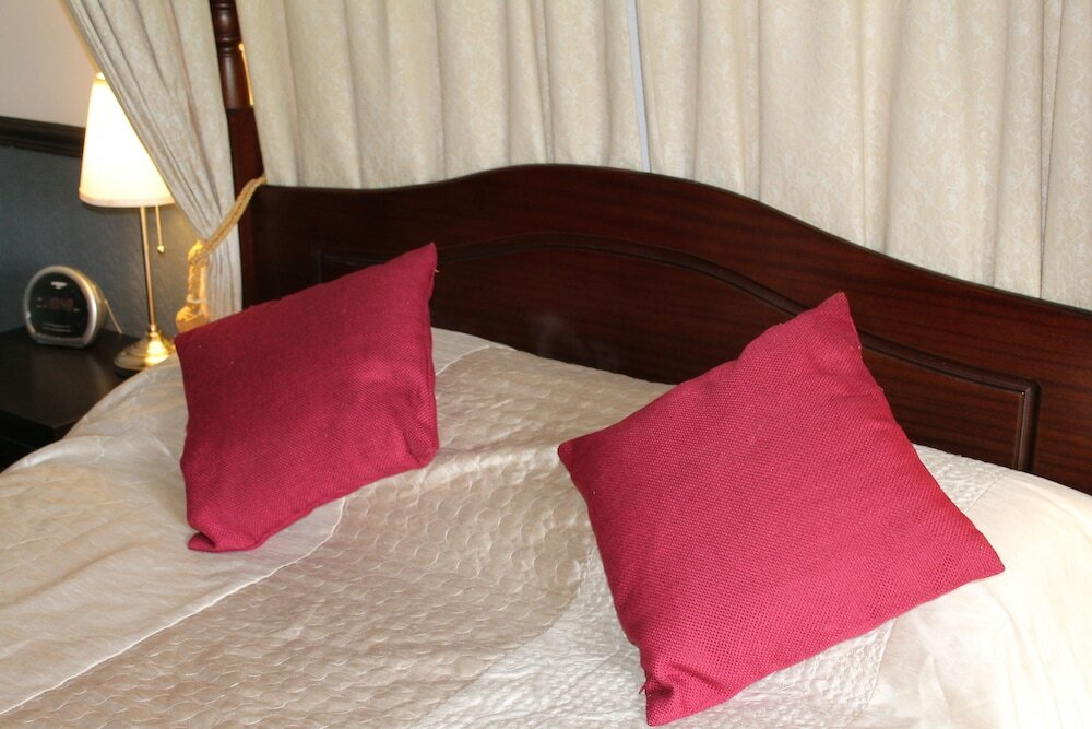 Фото Oak Farm Hotel