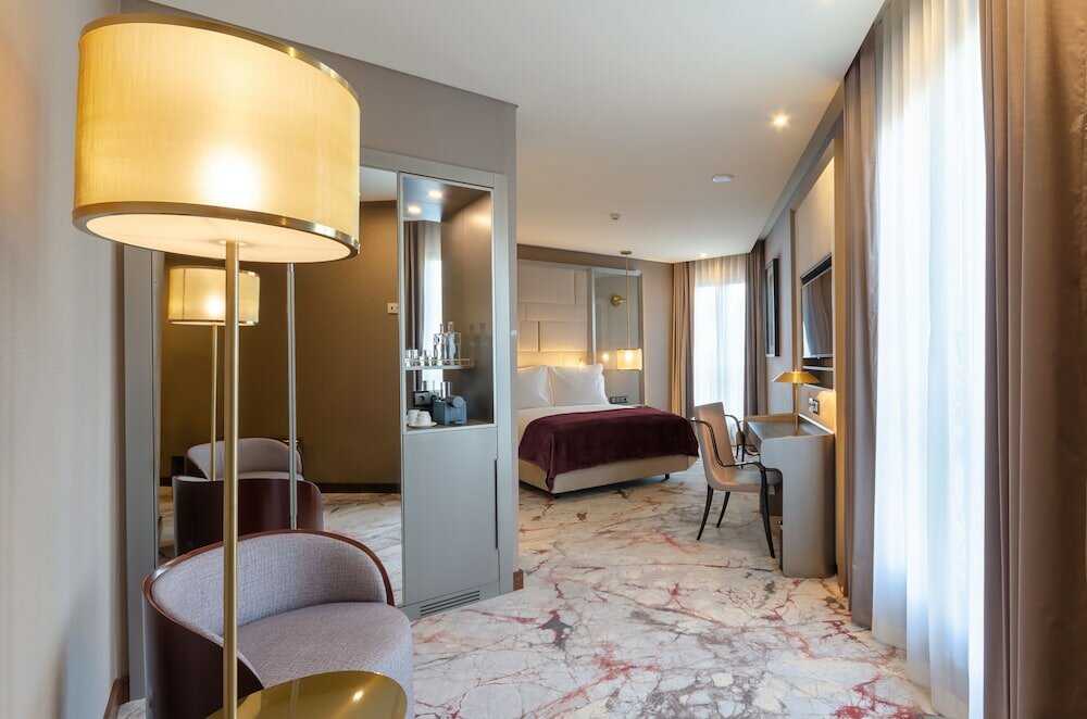 Фото Turim Boulevard Hotel