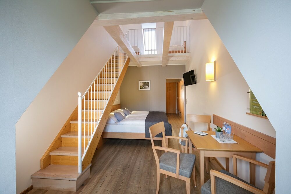 Фото Jufa Hotel Schloss Röthelstein