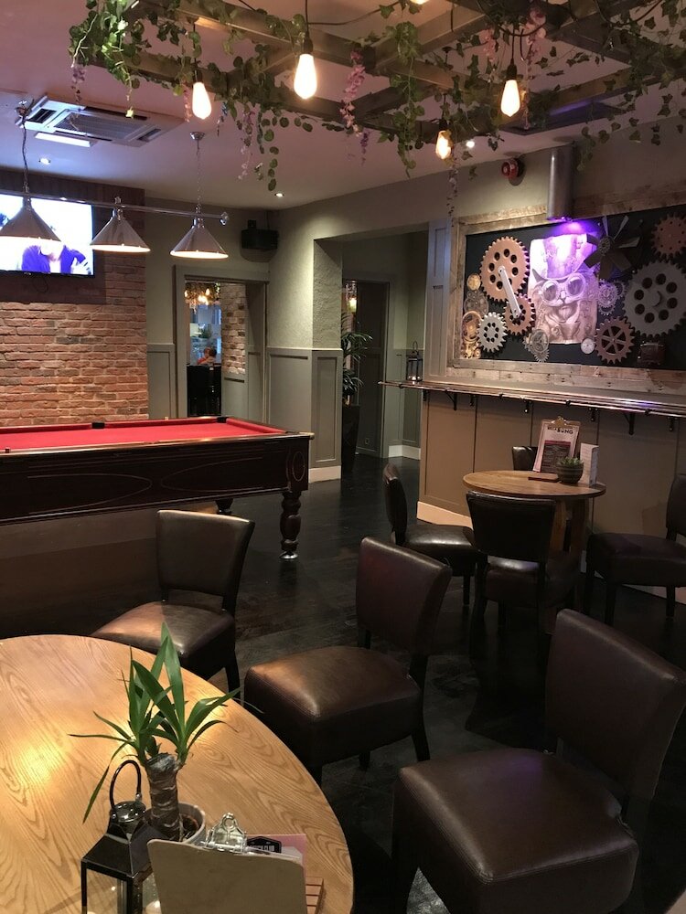 Фото The Caledonian Hotel