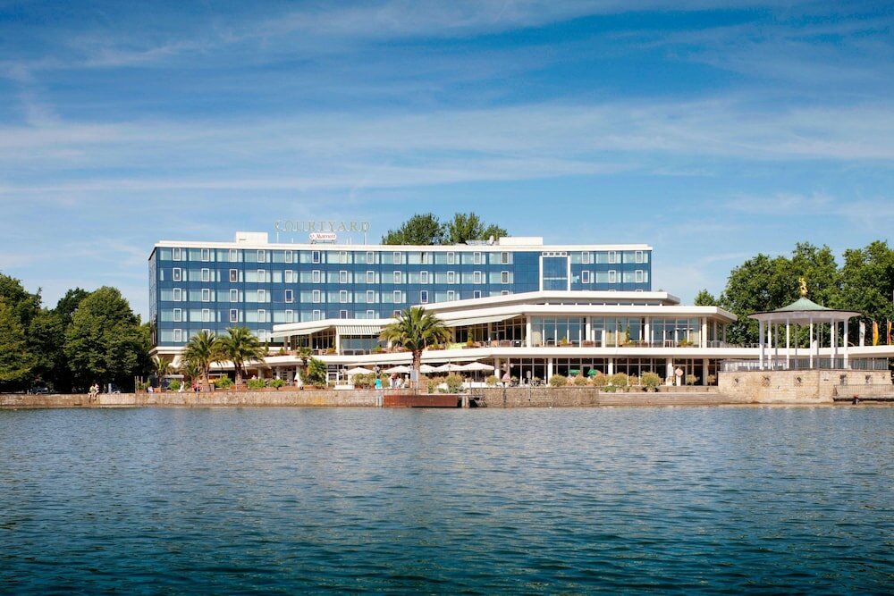 Фото Courtyard by Marriott Hannover Maschsee