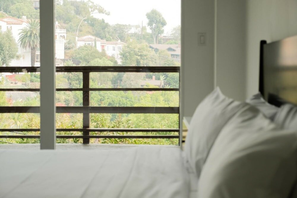 Фото Hollywood Hills Hotel