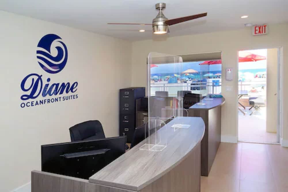 Фото The Diane Oceanfront Suites