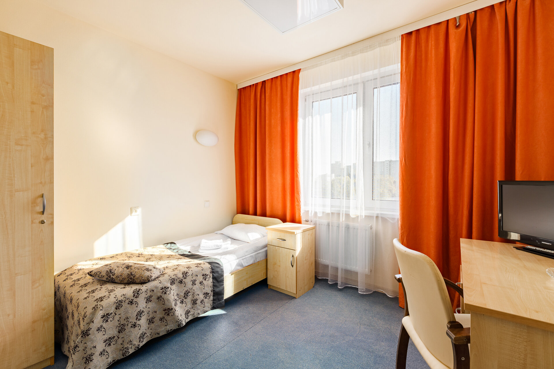 Фото East Time Hotel