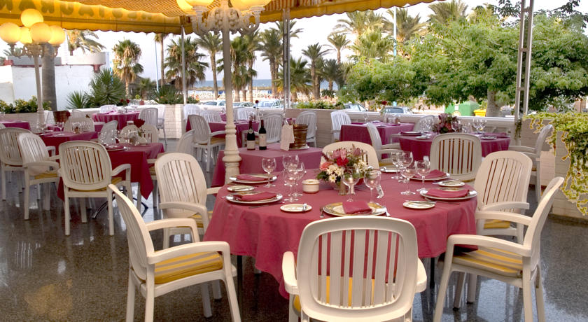 Фото Hotel Apartamentos Bajondillo