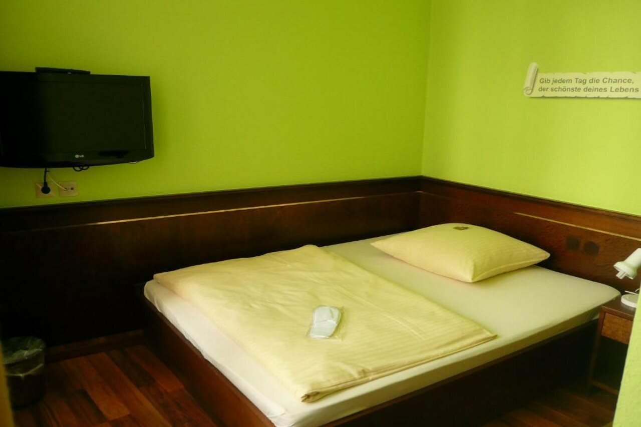 Фото Hotel am Wilhelmsplatz