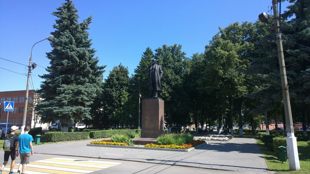 Памятник, мемориал В.И. Ленин, Зарайск, фото