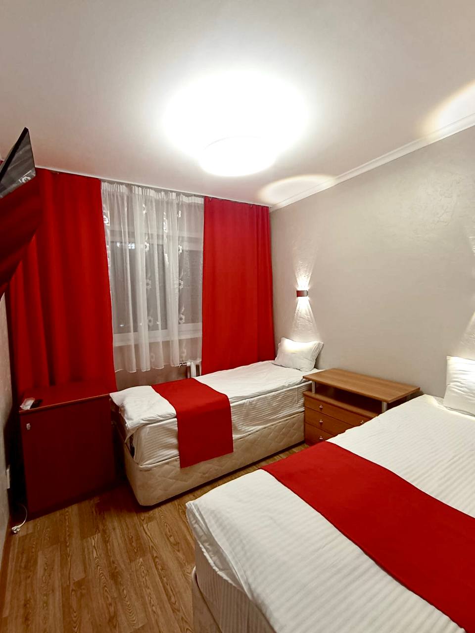 Фото Maxrooms Волга Рыбинск Hollywood