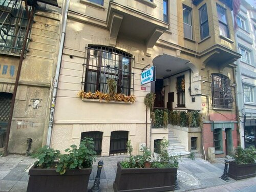 Гостиница Otel Kadıköy в Кадыкёй