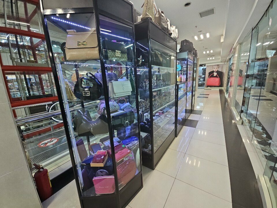 Bags and suitcases store Bags and accessories, Chimkent, photo