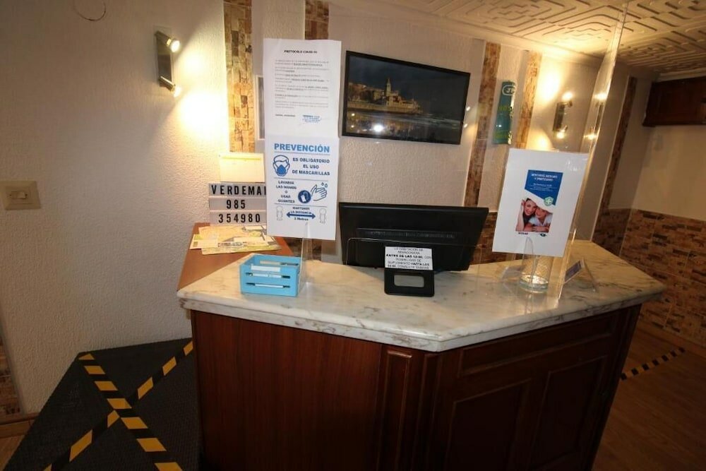 Фото Hostal Verdemar