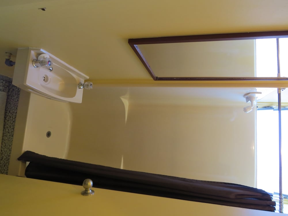 Фото Hanmer Backpackers