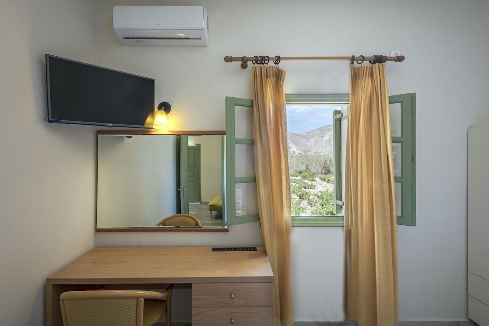 Фото Ambeli Apartments