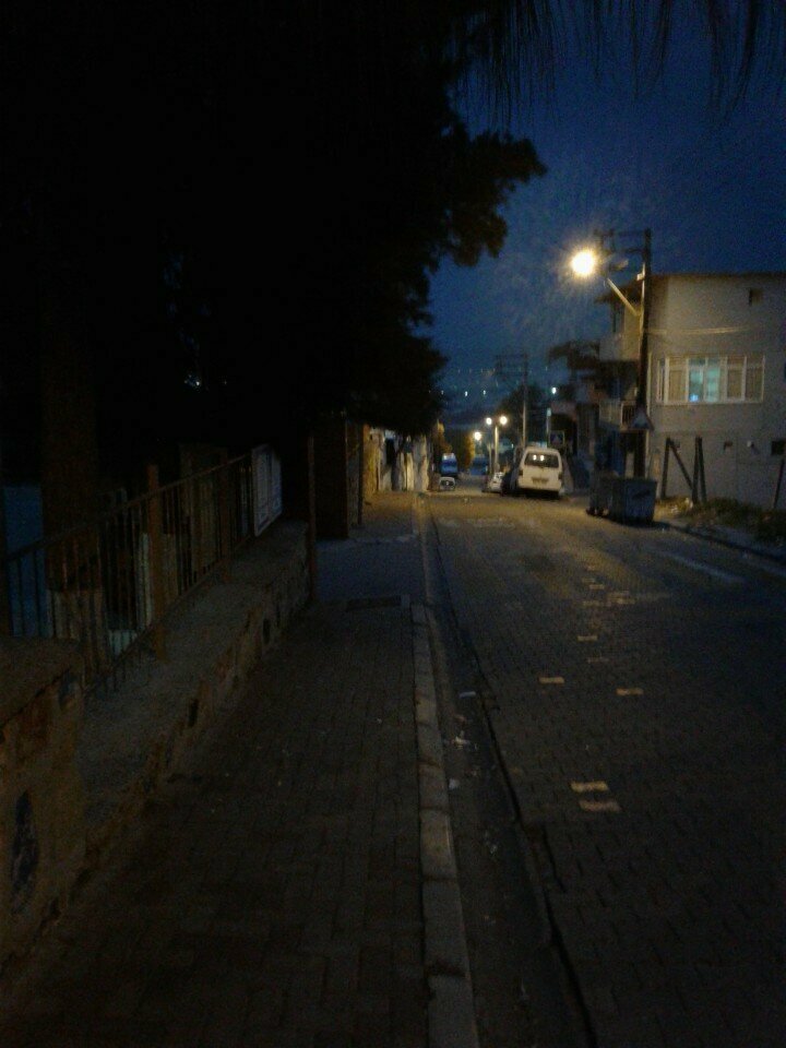 School Saliha Huseyin Ozyavuz Secondary School, Izmir, photo