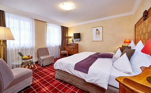 Внешний вид отеля Romantik Alpenhotel Waxenstein в Грейнау, фото 2