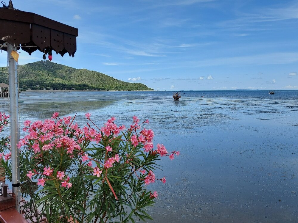 Фото Ruantalay Bangsaray Resort