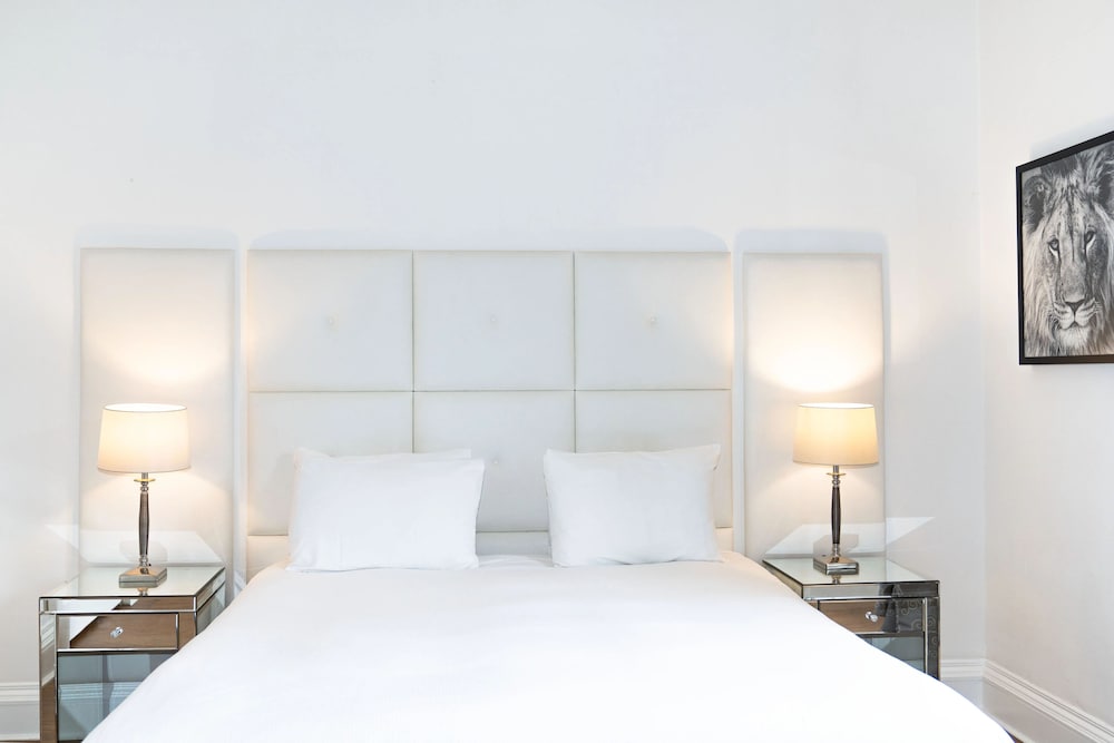 Фото Hanover 71 Suites